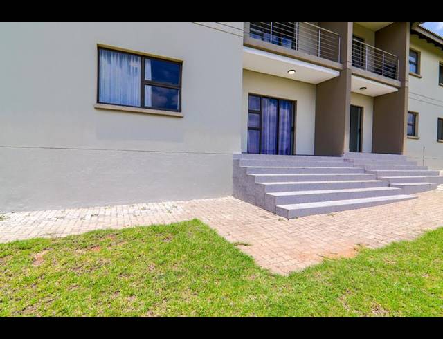 2 BEDROOM TOWNHOUSE FOR SALE IN NOORDWYK